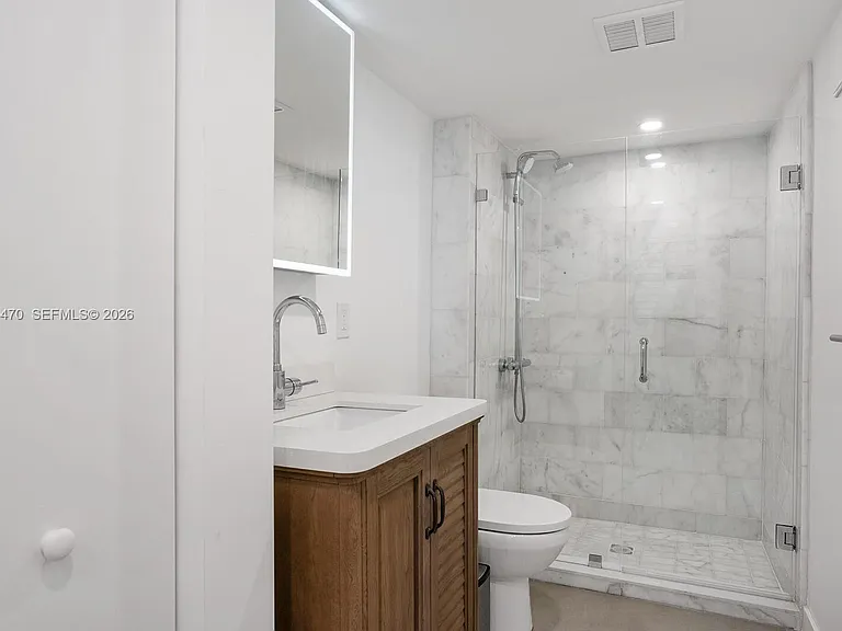 100 Bayview Dr #2125 — Photo 17