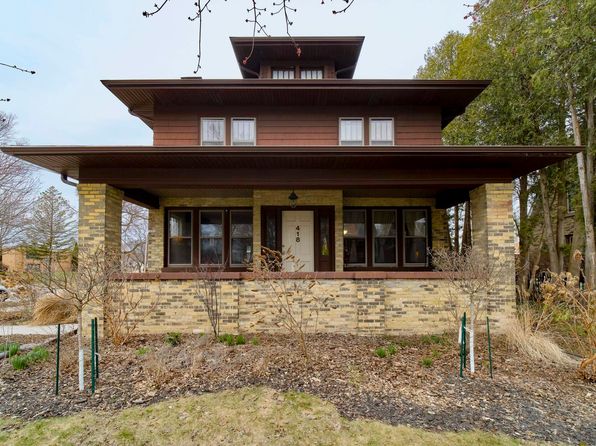 418 5th St, Manistee, MI 49660