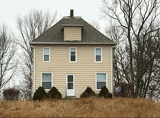 10793-2125 North Ave, Wyanet, IL