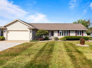 W3282 Creekview Ln, Appleton, WI 54915