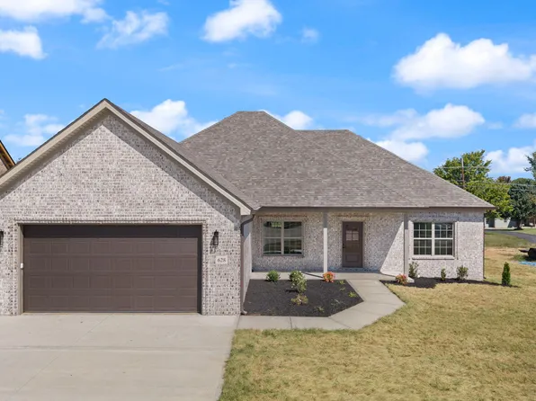 628 Comanche Dr, Richmond, KY 40475