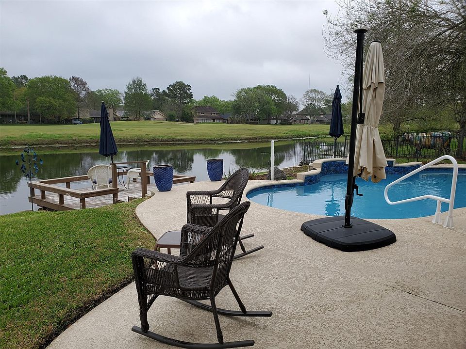 1st image of 2106 Masters Ln