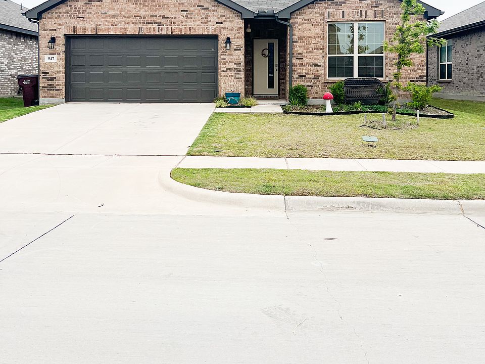 1st image of 947 Hurstwood Dr