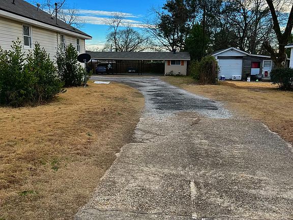 3rd image of 1715 40th St