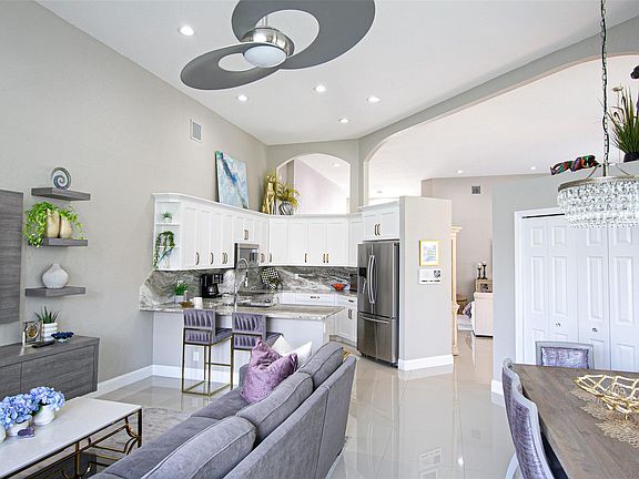 5th image of 11619 Losano Drive