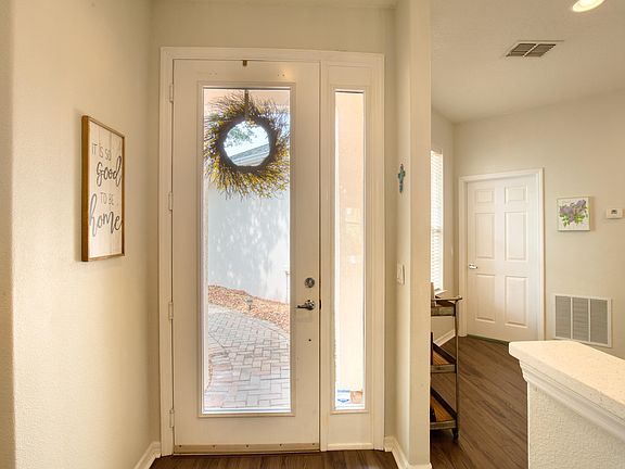 4th image of 161 Sedona Cir