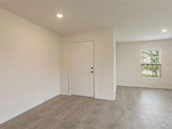 2nd image of 3045 Fifer Dr
