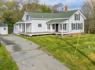 81 W Main St, Merrimac, MA 01860