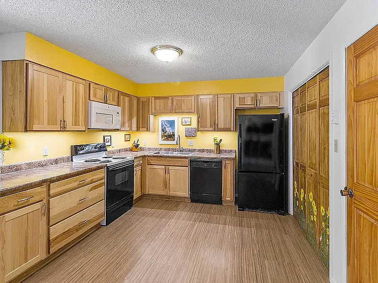 1212 Avenida Del Sol #612 — Photo 1