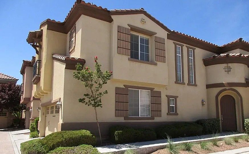1st image of 2303 Aragon Canyon St