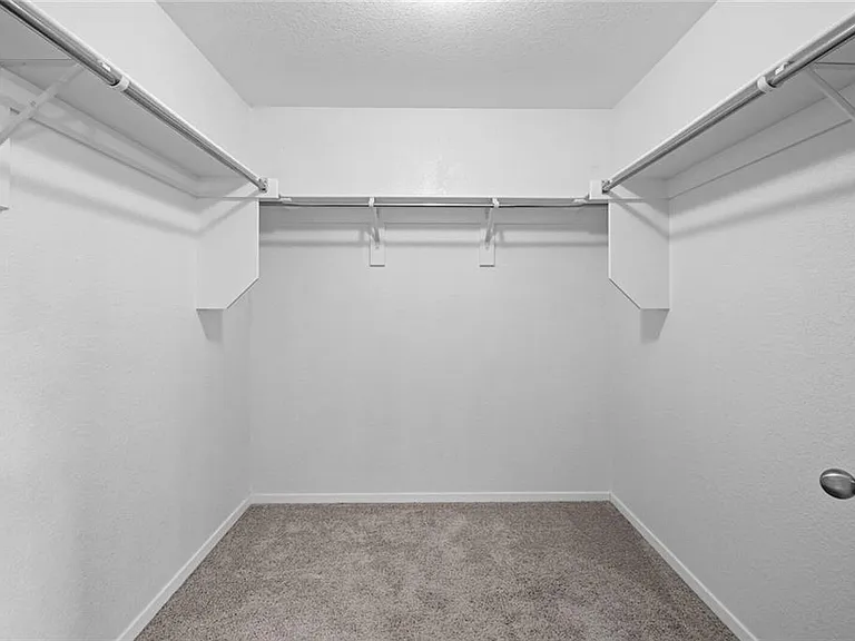 313 Woodcreek St — Photo 26