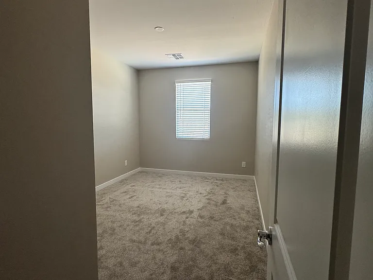 17016 W Cavedale Dr — Photo 4