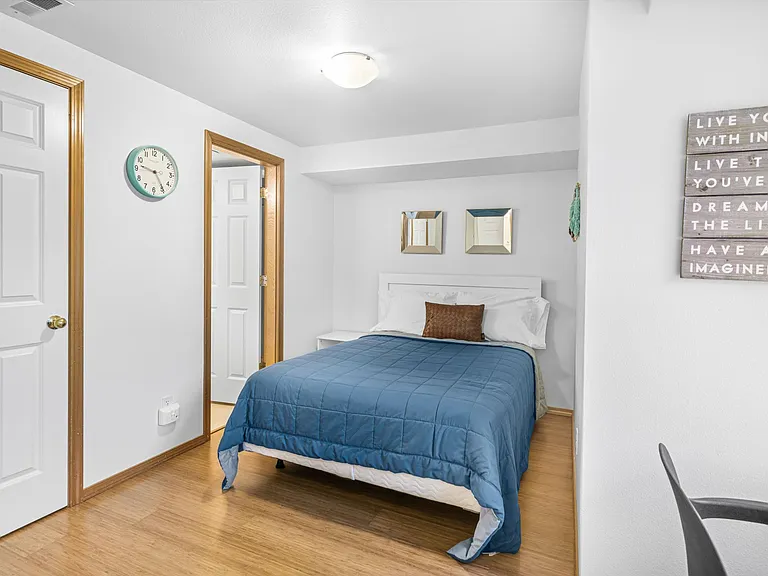 6320 9th Ave NE — Photo 39