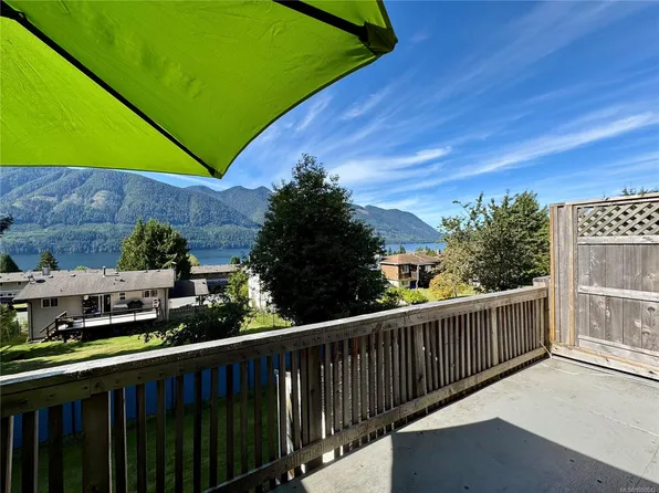 9 Dogwood Ln, Pt Alice, BC V0N 2N0