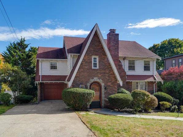 17 Richmond Rd, Belmont, MA 02478