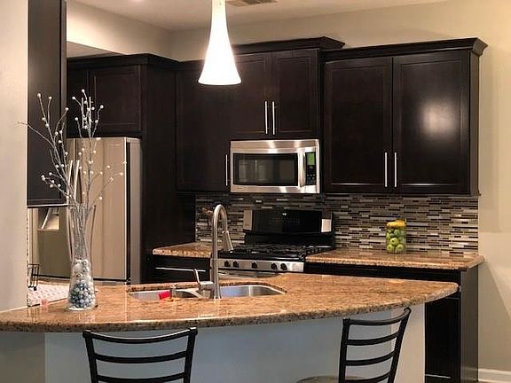 5th image of 4938 Carrington Ct