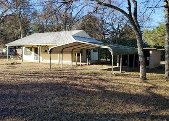 4th image of 305 Chelsea Dr