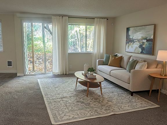 2nd image of 2998 NE 18th Ct APT I