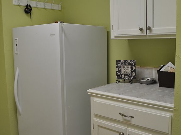3rd image of 1800 NW 173rd St