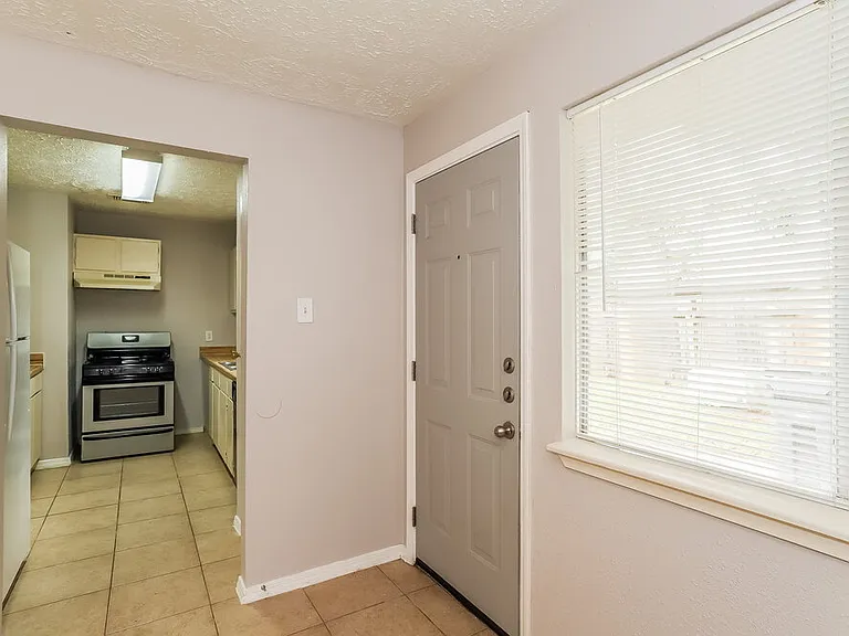 2010 Quail Place Dr — Photo 10