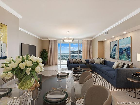 3rd image of 333 Las Olas Way APT 1809