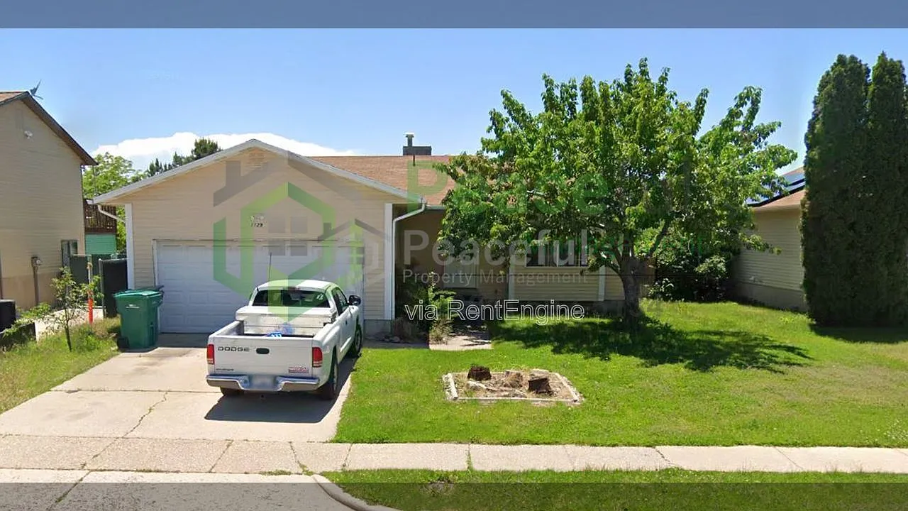 5 bed, 2.0 bath, 1044 sqft, $1,875 — Photo 1