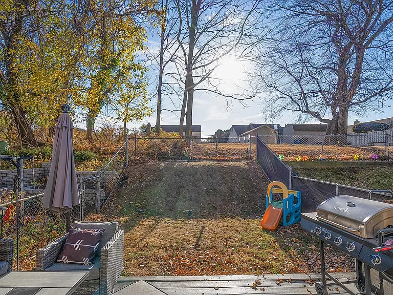 1720 Julie Ct — Photo 20