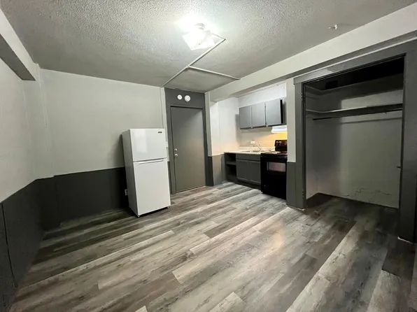 Jones Bedford 2205 Jones, 2205 Jones St #2205207, Omaha, NE 68102
