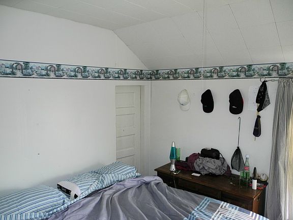 3rd image of 2523 Cherry St