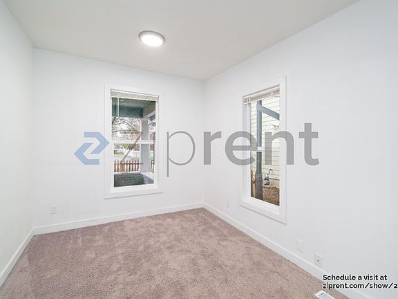 5th image of 828 SE Cedar St