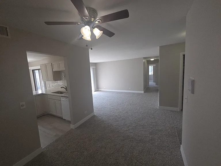 299 Pembridge Ln #D2 — Photo 9