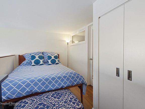 4th image of 305 2nd Ave APT 717