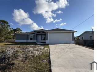 3905 6th St SW, Lehigh Acres, FL 33976