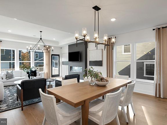 4th image of 42807 Eagle View Dr