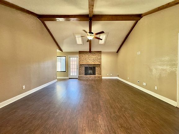 5th image of 4003 Gleneagles Ct
