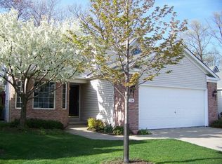 7236 W Baldwin Reserve Dr, Cleveland, OH 44130