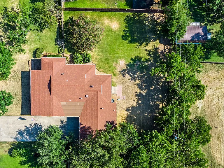 1049 Summerplace Ln — Photo 30