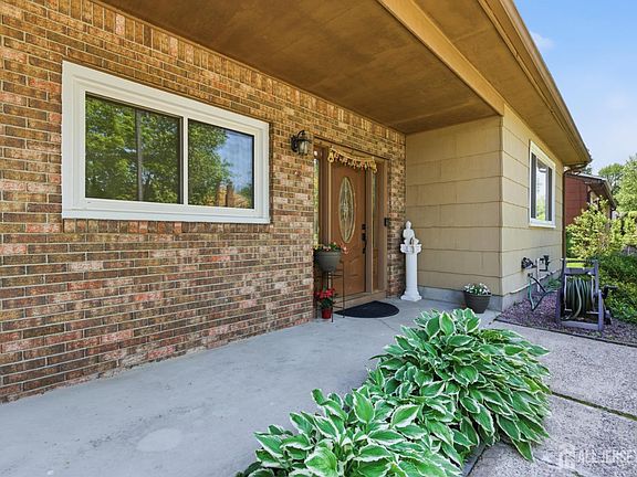 5th image of 213 Normandy Rd