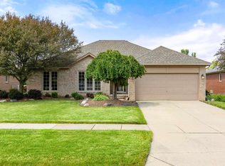 17457 Pierce Dr, Macomb, MI
