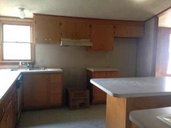3rd image of 118 Woodcroft Dr