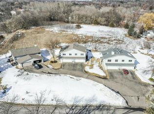 6072 Covington Ter, Minnetonka, MN 55345