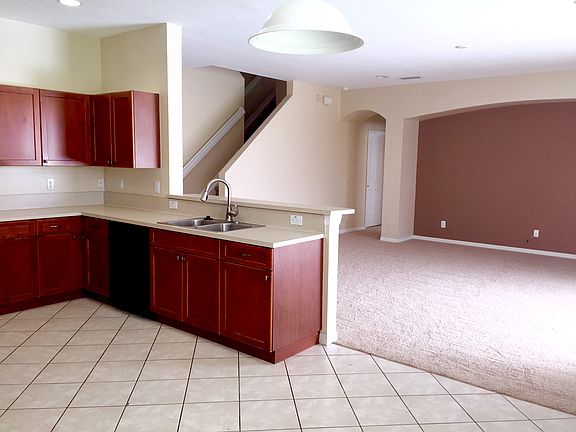 4th image of 11041 Stone Branch Dr