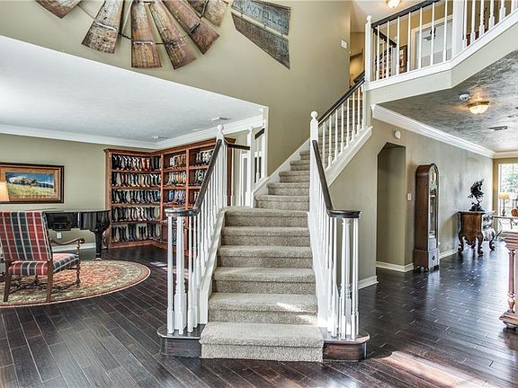 3rd image of 6708 Trinity Landing Dr N