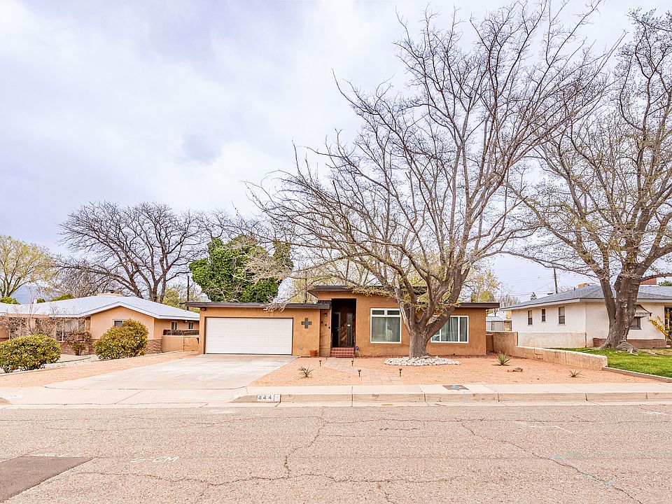 1st image of 444 Sierra Dr SE