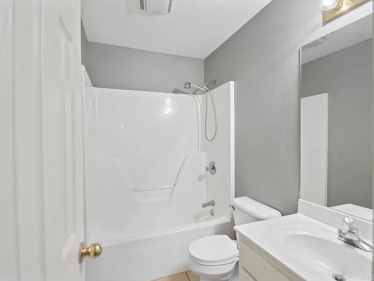 17 Azalea Dr — Photo 20
