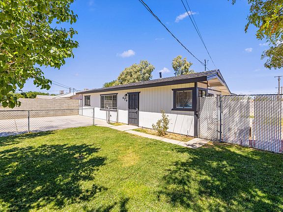 3rd image of 629 E Avenue K8