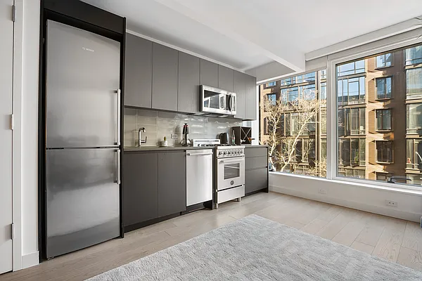 Rented by Corcoran | media 52