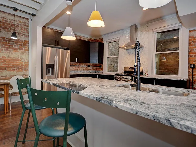927 Linwood Ave — Photo 17
