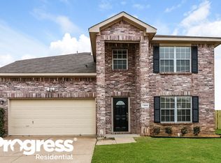 7300 Moon Ridge Ct, Fort Worth, TX 76133