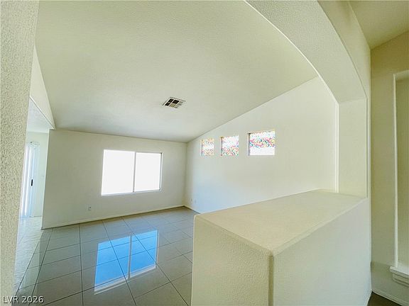 3rd image of 8134 Dinsmore Dr